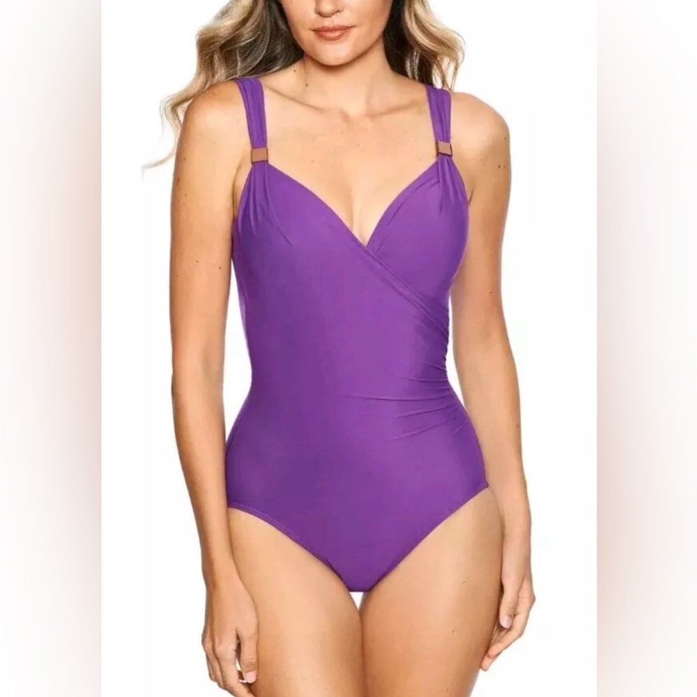$190 Miraclesuit Razzle Dazzle  Twist-Front Slimming One-Piece Swimsuit, 16